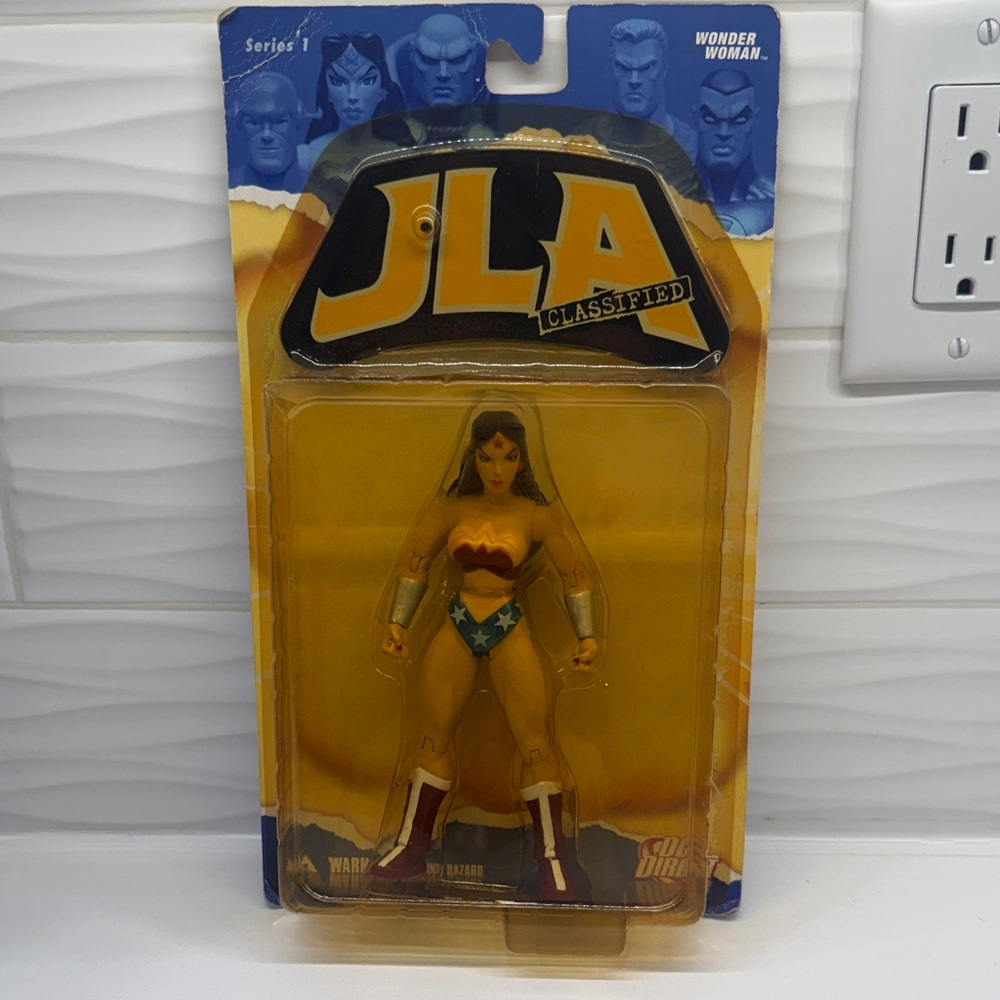 JLA Classified Wonder Woman Action Figure - Red, Blue, Gold